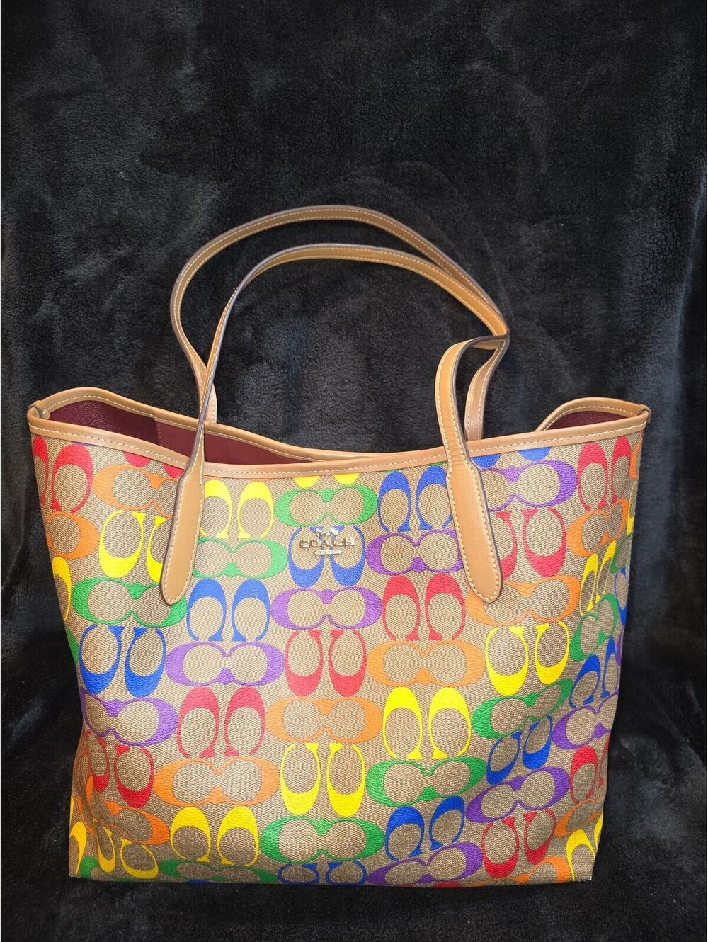 143. 2021 Coach City Tote in Rainbow Signature